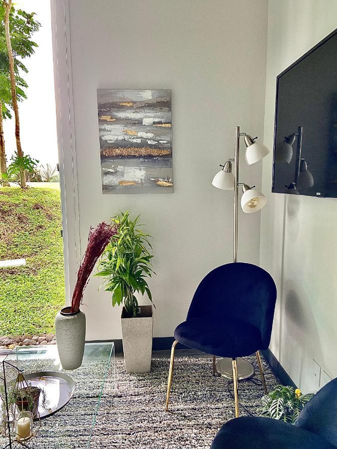 Comodo Y Elegante Apartamento En Fabuloso Condo! San José Esterno foto