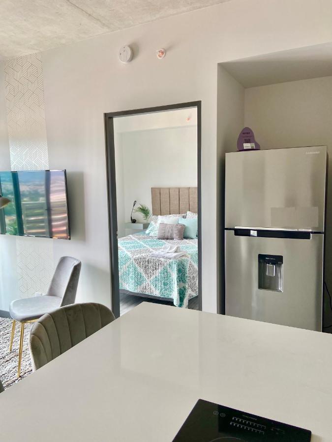 Comodo Y Elegante Apartamento En Fabuloso Condo! San José Esterno foto